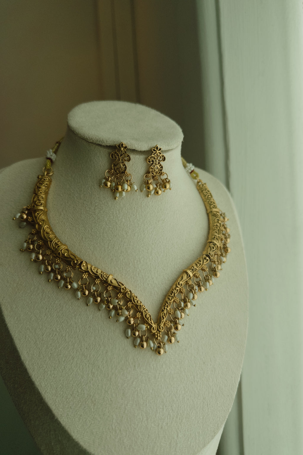 Meher Pearl Set