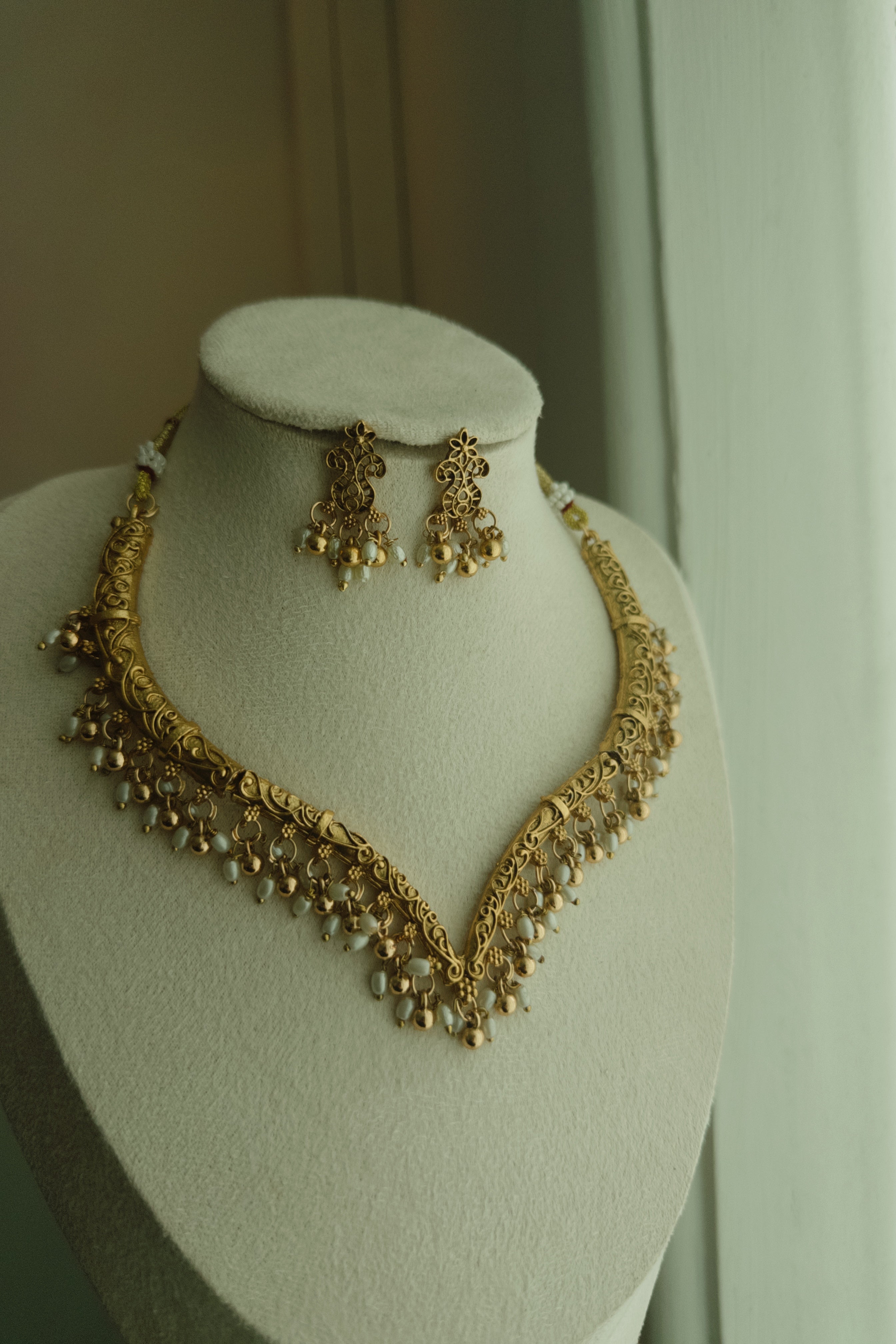 Meher Pearl Set