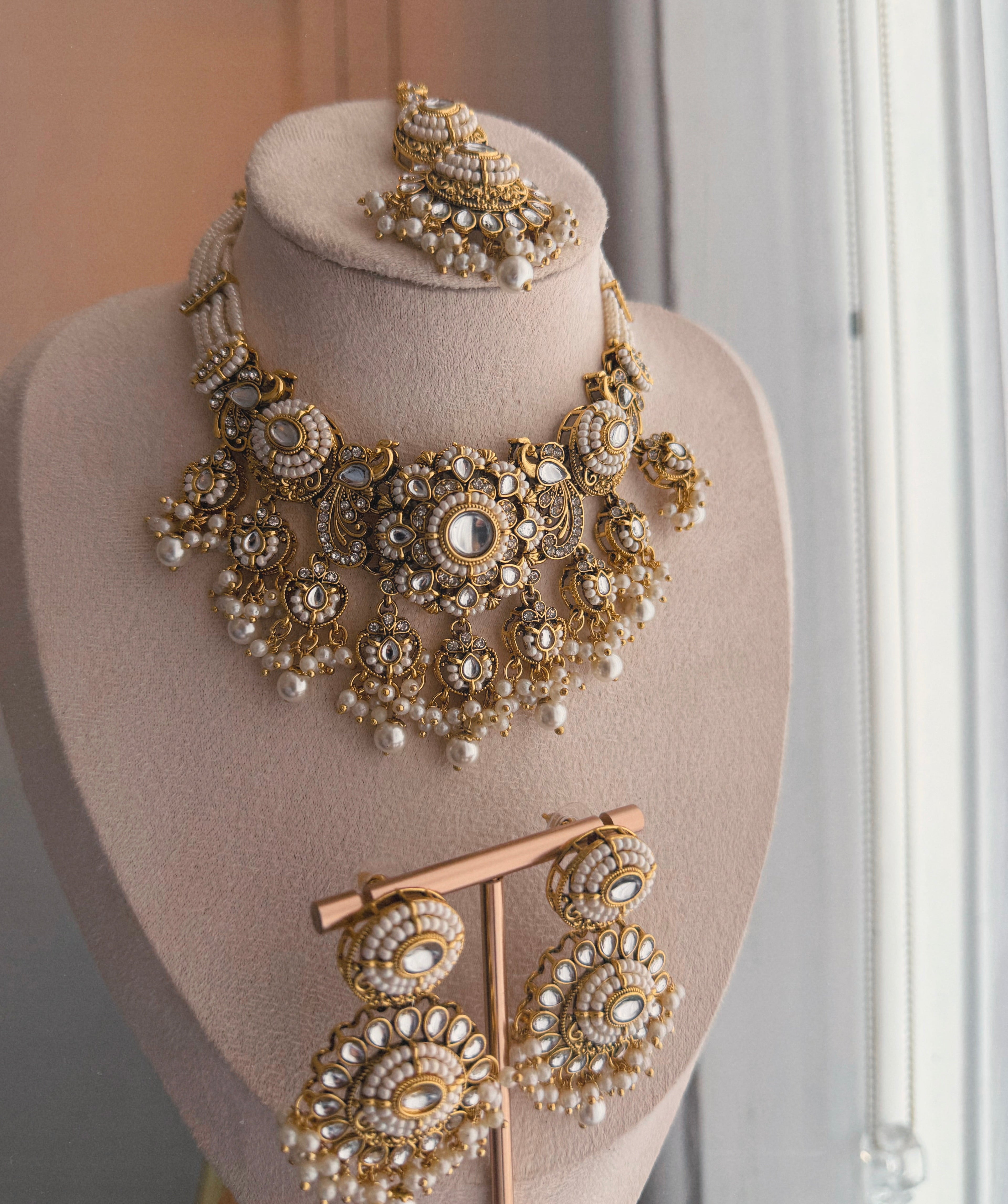 Gold Kundan Pearl Bridal Choker Set