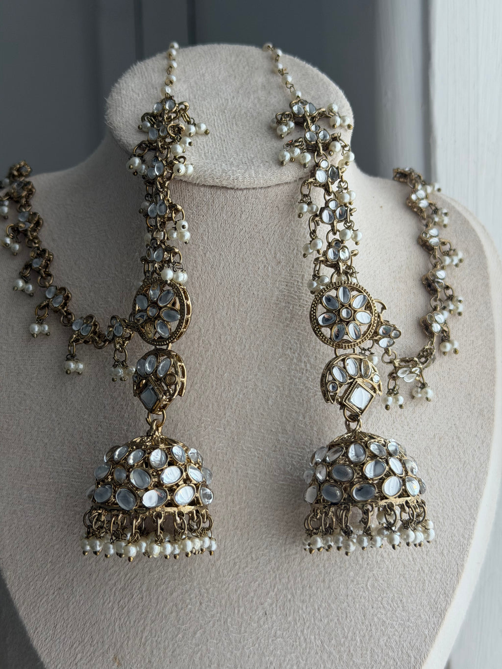 Chaandni Jhumkis