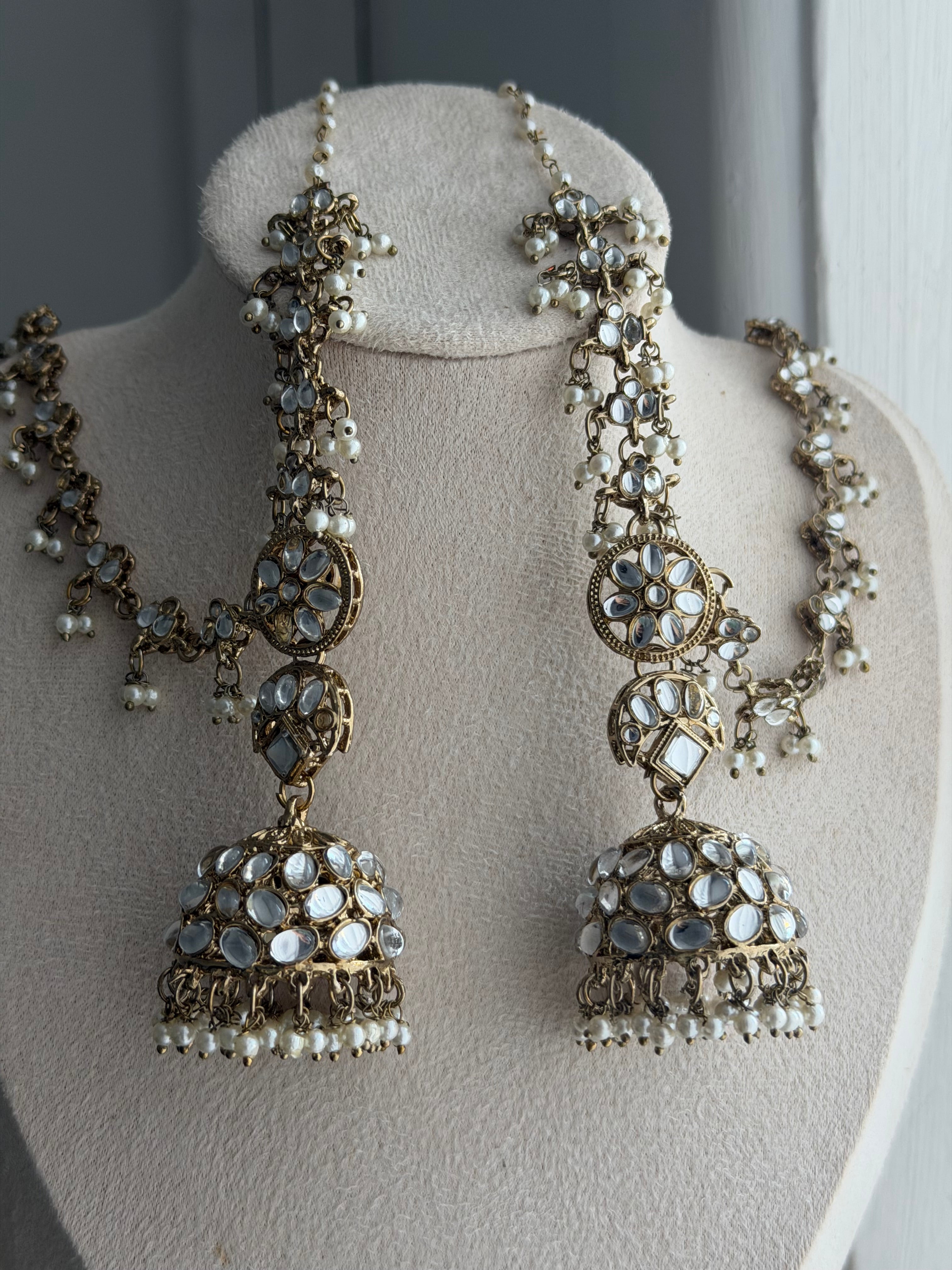 Chaandni Jhumkis