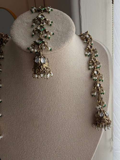 90s Vintage Kundan Jhumka & Tikka Set