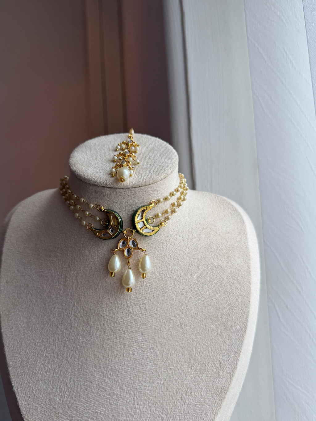 Royal Pearl Kundan Choker Set with Long Earrings