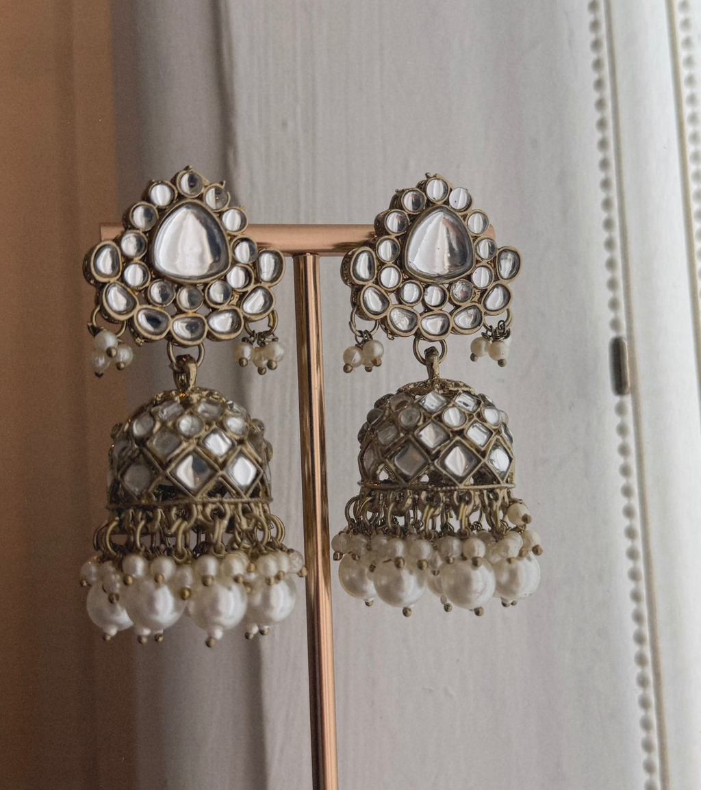 Maya Kundan Necklace Set